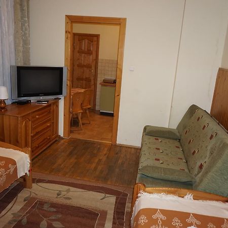 Jambur Apartment ซาโกปาเน ภายนอก รูปภาพ
